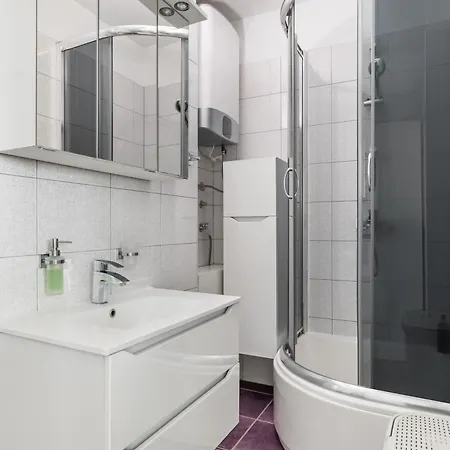 Aja Apartman