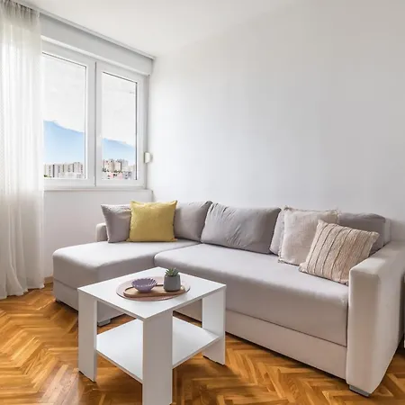 Apartman Aja